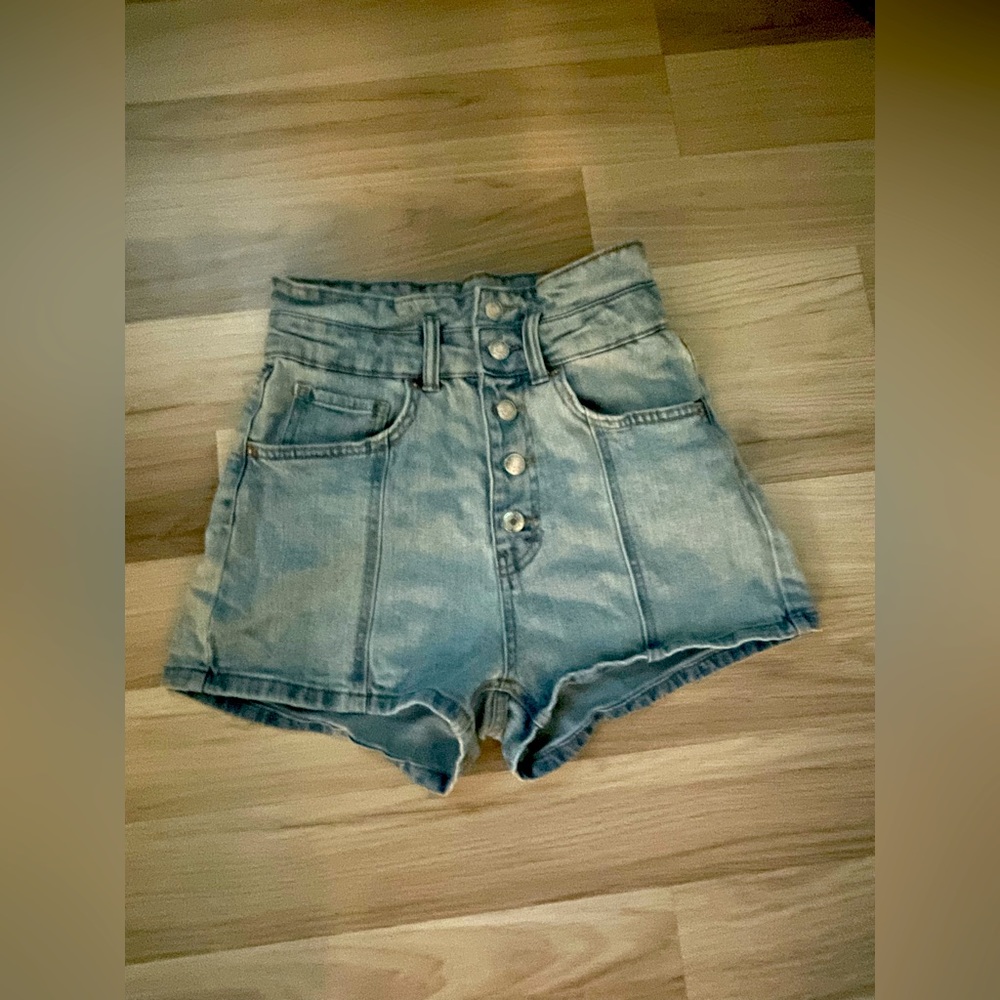 jean shorts NEW AND UNUSED